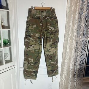 US military army Woodland BDU pants medium long camo. Outdoors hunting. New